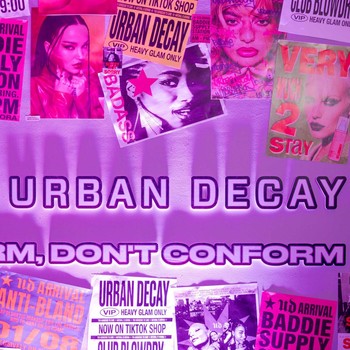 Kembalinya Sang Legenda! Urban Decay Kembali ke Indonesia, Siap Bikin Makeup Y2K & Centil Kamu Awet 24 Jam