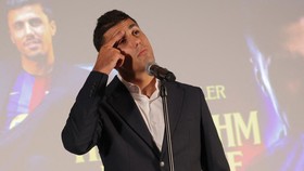 Spanish international footballer Rodri talks during his official presentation as FC Barcelona's new player on August 18, 2026 in Barcelona. Barcelona announced the signing of Rodri from Manchester City until 2030, AFP reports on August 18, 2026. (Pho