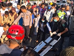 Siswa SMP di Palopo Tewas Terlindas Truk gegara Ban Motor Selip