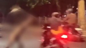 Viral Pria Bugil Ngamuk Serang Pengendara Motor di Lenteng Agung
