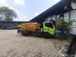 Truk Sedot WC Bertahun-tahun Buang Tinja ke Sungai Babon Demak
