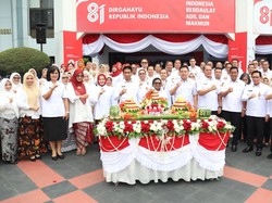 Wamendagri Ajak Jajaran Perkuat Sinergi di Momen HUT Kemendagri