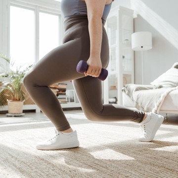 3 Olahraga untuk Usia 40-an Tanpa Harus ke Gym, Jaga Badan Tetap Sehat dan Bugar