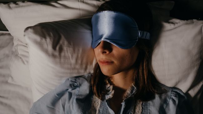 Manfaat Tidur di Kamar yang Gelap