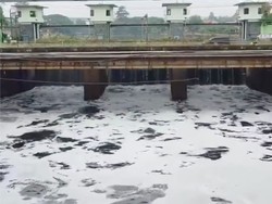 Diduga Cemari Kali Bekasi, 4 Jasa Penatu di Bogor Disegel KLH
