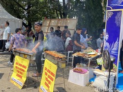 Cerita Perantau Obati Kangen Kuliner Kampung di Bazar HUT Jateng