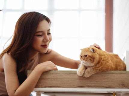 7 Ciri Kepribadian Orang yang Suka Ajak Ngobrol Hewan Peliharaannya seperti Teman