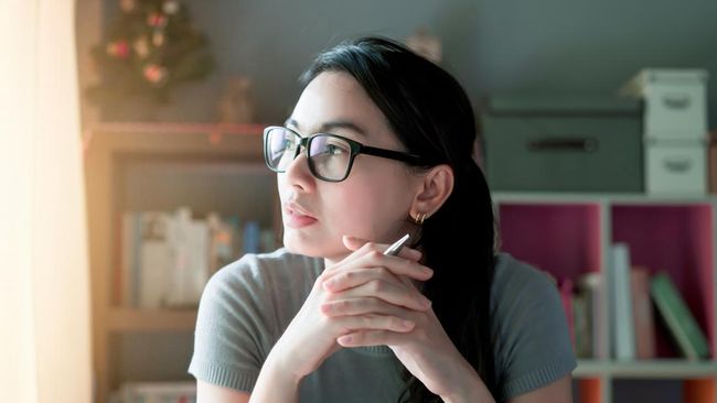 7 Ciri Orang dengan Kemampuan Berpikir Tinggi Menurut Psikolog
