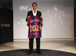 Barcelona Kontrak Cancelo Sampai 2029