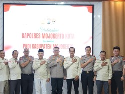 Sinergi Polisi-PKDI Antisipasi Karhutla Hingga Krisis Air di Mojokerto