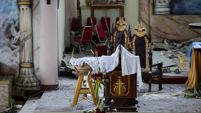 The damaged St. Fransiskus Asisi-Karot church, in the aftermath of an earthquake, in Ruteng, Manggarai regency, East Nusa Tenggara province, Indonesia August 17, 2026. REUTERS/Willy Kurniawan