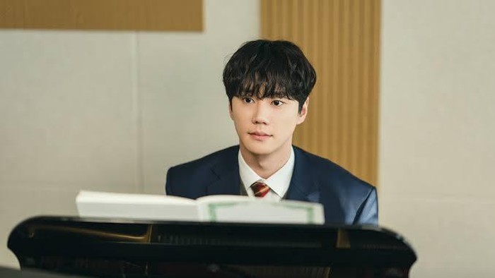 4 Alasan Lee Jun Young Tertarik Memerankan Pianis di Four Hands, Two Sonatas