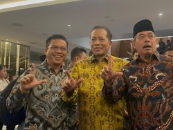 Menkop Ferry Juliantono hingga CT Hadiri Malam Koperasi Awards 2026