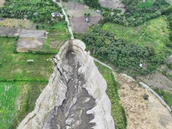 Pemkab Aceh Tengah Kebut Relokasi Warga Sekitar Sinkhole di Pondok Balik