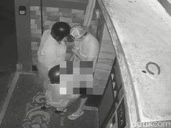 Viral Aksi Bule dan 2 Wanita Seks Oral di Depan Rumah Warga Canggu
