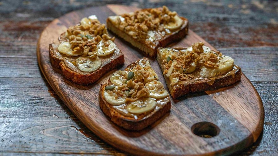 Roti panggang pisang hanya mengandung 150 kalori&period; Namun&comma; kamu perlu memilih roti gandum sebagai bahan utamanya&period;