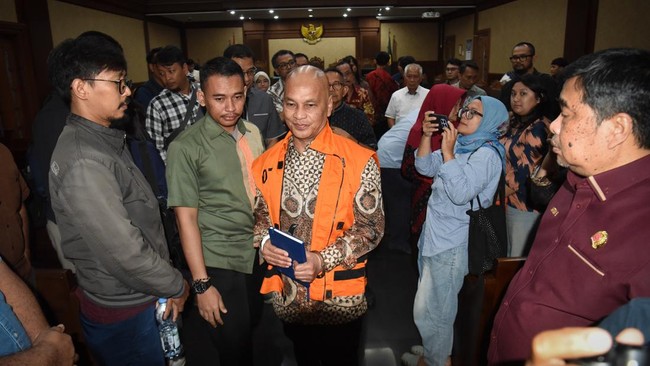 Sidang Vonis Kasus Korupsi Jual Beli Gas Antara PT PGN dengan PT IAE