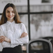 5 Tips Agar Perempuan Bisa Tampil Lebih Percaya Diri