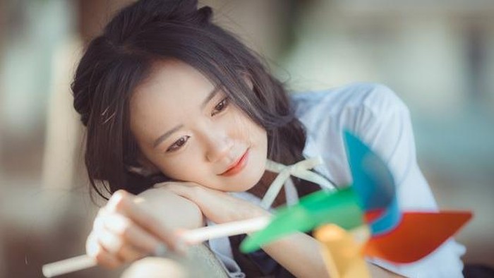 5 Zodiak yang Paling Memikat, Punya Pesona yang Bikin Sulit Dilupakan