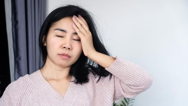 Kenali Perimenopause, Penyebab, Gejala, dan Perbedaaannya dengan Premenopause dan Menopause