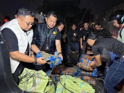 Remaja Bawa 93 Kg Ganja dari Aceh ke Medan, Coba Kabur Saat Ditangkap Polisi