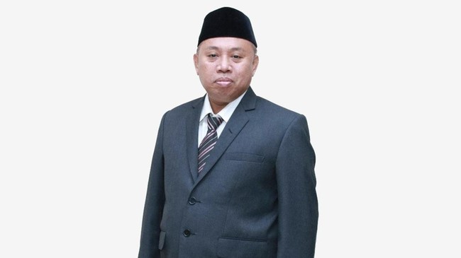 Akhmad Sodiq