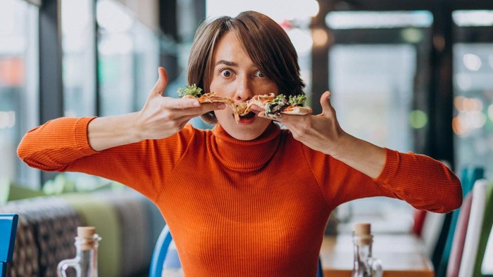 3 Penyebab Ngantuk Setelah Makan