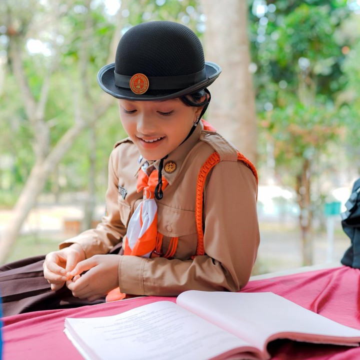 <p>Anak pertama pasangan Ashanty dan Anang Hermansyah, Arsy Hermansyah, mulai melebarkan sayapnya di dunia hiburan. Setelah menekuni dunia tarik suara, Arsy memutuskan untuk terjun ke dunia akting, Bunda. (Foto: Instagram @ashanty_ash)</p>