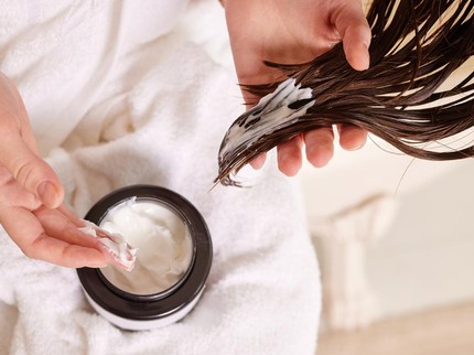 7 Rekomendasi Hair Mask untuk Rambut Kering dan Rusak