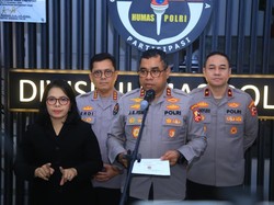 Tangani Insiden Bendera Bulan Bintang, Kapolda-Wakapolda Aceh Dapat Pin Emas Kapolri