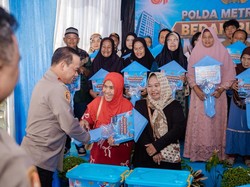 Dukung Program Presiden, Polda Metro Jaya Resmikan 35 Rumah Layak Huni