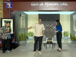 Ada yang Tanya Naturalisasi Jadi WNI, Menkum: Harus karena Cinta RI