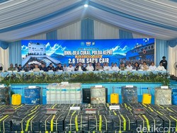 BNN: 10 WNA Awak Kapal Pengangkut 2,6 Ton Narkoba Cair Jadi Tersangka
