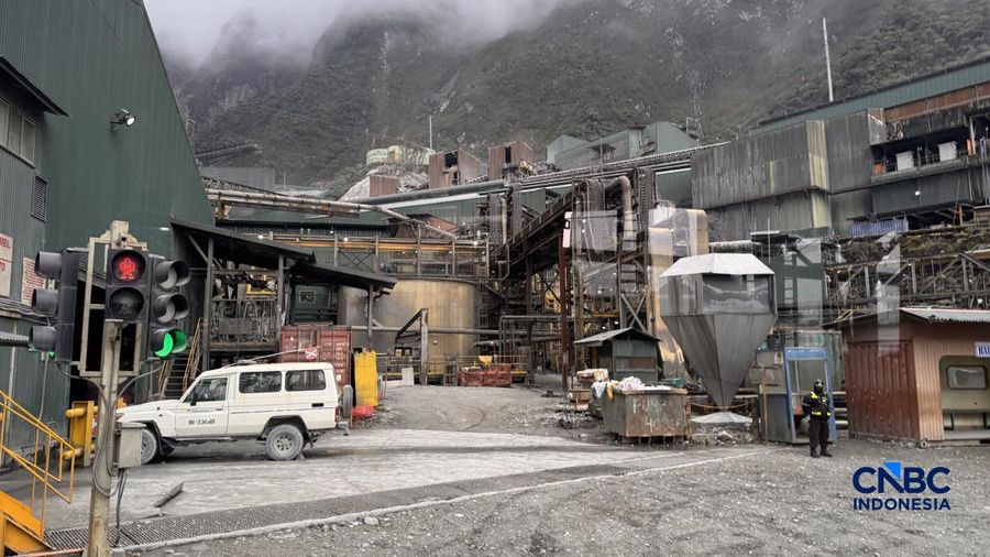 PT Freeport Indonesia (PTFI) mempunyai area pertambangan tembaga terbesar di dunia.