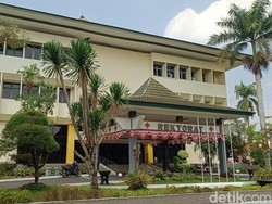 Suasana Terkini Rektorat Unsoed Purwokerto Usai Rektor Terjaring OTT KPK