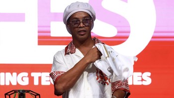 Ronaldinho Kembali dari Pensiun Gabung Tim Seri C Liga Italia