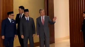 Menteri Luar Negeri Sugiono menerima kunjungan Menlu China Wang Yi di Gedung Nusantara, Kemlu RI, Jakarta pada Jumat (21/8).