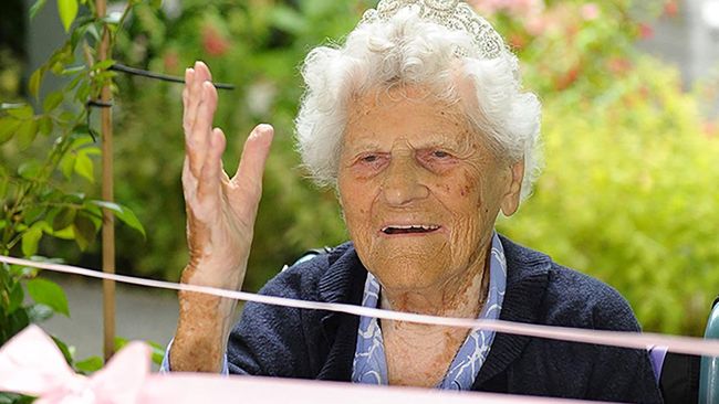 A handout photograph released by Hallmark Care Homes and taken on August 21, 2024, shows Ethel Caterham celebrating her 115th birthday in Lightwater, south west of London. Ethel Caterham turned 116 on August 21, 2025, months after the title of worlds
