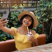 Suka Habiskan Uang untuk Makanan dan Traveling? Ini 4 Ciri Kepribadian yang Kamu Punya