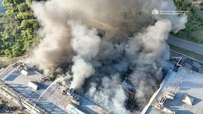 Penampakan Drone Putin Hantam Kampung Halaman Zelenskiy, Belasan Tewas