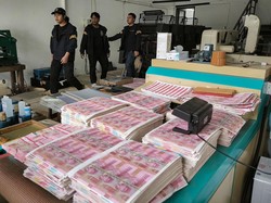 Polda Metro Ungkap Laba 4 Tersangka Sindikat Uang Palsu Rp 36 M di Tangsel