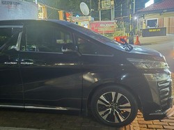 Sekretaris PSI Kalbar Diduga Tabrak Pemotor, Mobil Mewah Jadi Barang Bukti