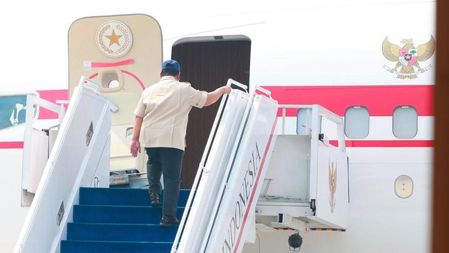 Prabowo Terbang ke Kalimantan, Pimpin Penanganan Karhutla