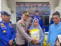 Dekatkan Pelayanan di Wilayah Perairan, Polairud Polda Riau Gelar Program JALUR