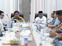 Wamentrans Dorong Pemanfaatan Lahan Transmigrasi Cetak Sawah Baru di Malut