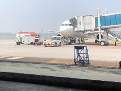 Kabut Asap Selimuti Palembang, Penerbangan di Bandara SMB II Tetap Normal