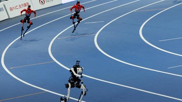 FOTO: Berlari 38,15 Detik, Robot Tiangong Juara Lari 400 Meter