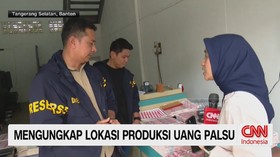 uang palsu, pabrik uang palsu, uang palsu Tangerang Selatan, Polda Metro Jaya, Ditreskrimsus, uang palsu Rp100 ribu, produksi uang palsu,