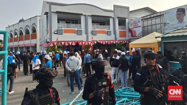 Perselisihan terkait alih kelola lembaga pendidikan di Pamulang, Tangerang Selatan, Banten, memanas. Ketegangan melibatkan pihak Yayasan Syarif Hidayatullah Jakarta (YSH) dan UIN Syarif Hidayatullah Jakarta hingga polisi turun tangan untuk meredam si