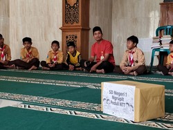 Uang Jajan Siswa SD di Ponorogo Mengalir untuk Korban Bencana NTT
